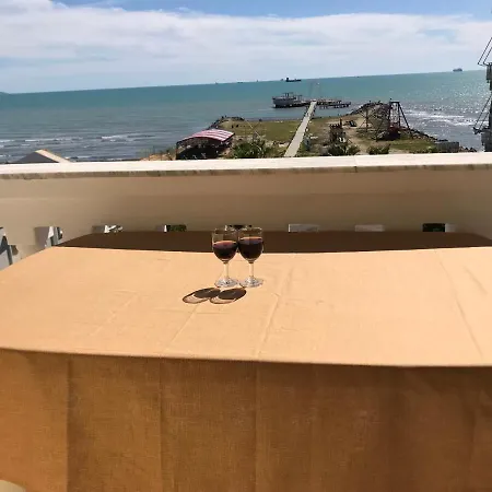 アパート Adriatic Sea View ドゥラス